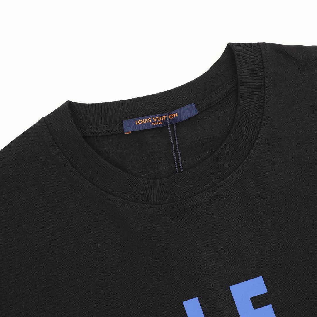 Louis Vuitton "Le Monde Est À Vous" Équipe Short-Sleeve T-Shirt