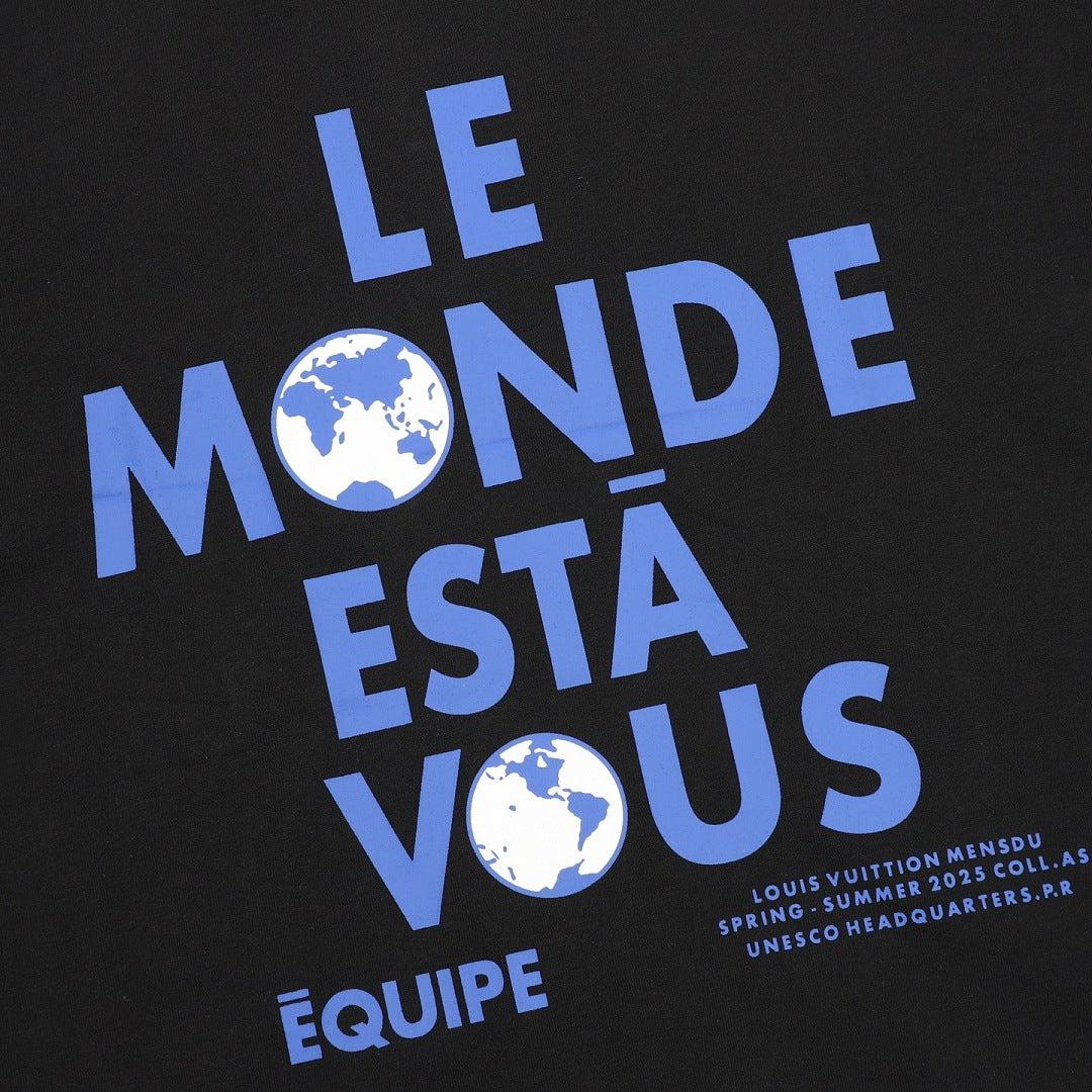 Louis Vuitton "Le Monde Est À Vous" Équipe Short-Sleeve T-Shirt